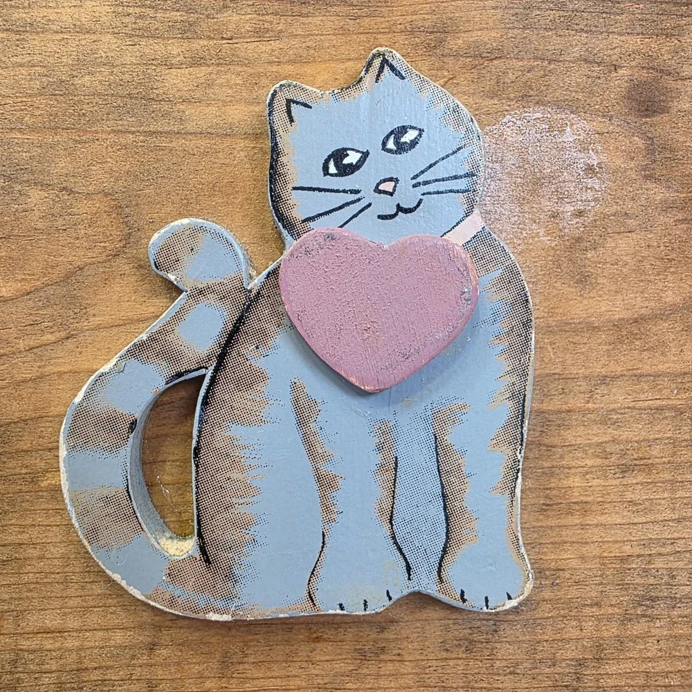 Vintage Cottage GrannyCore Wooden Cat Napkin Holder Heart Country Farmhouse Flaw